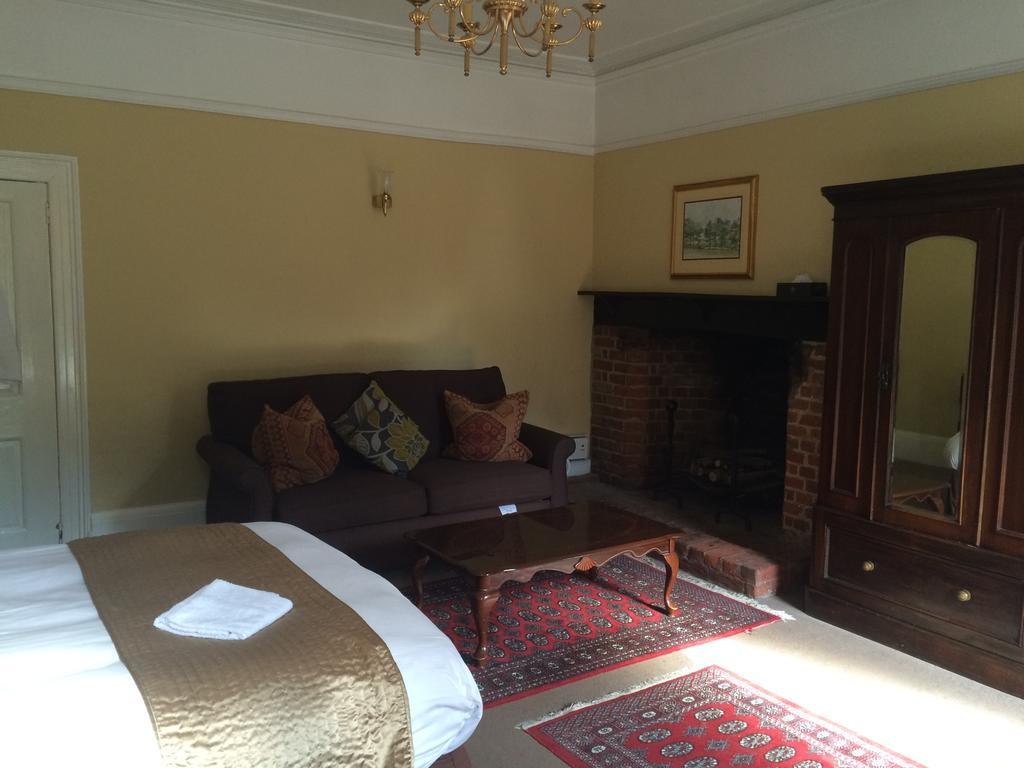 Harmondsworth Hall Guest House West Drayton  Стая снимка