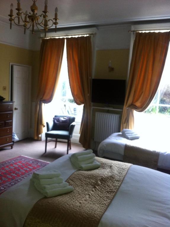 Harmondsworth Hall Guest House West Drayton  Стая снимка